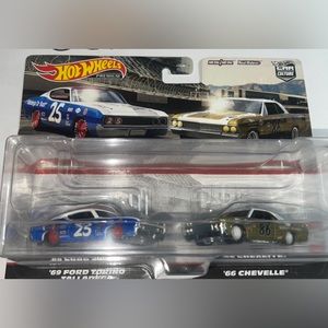 Hot Wheels 2022 Car Culture 2 Pack ‘69 Ford Torino Talladega & ‘66 Chevelle